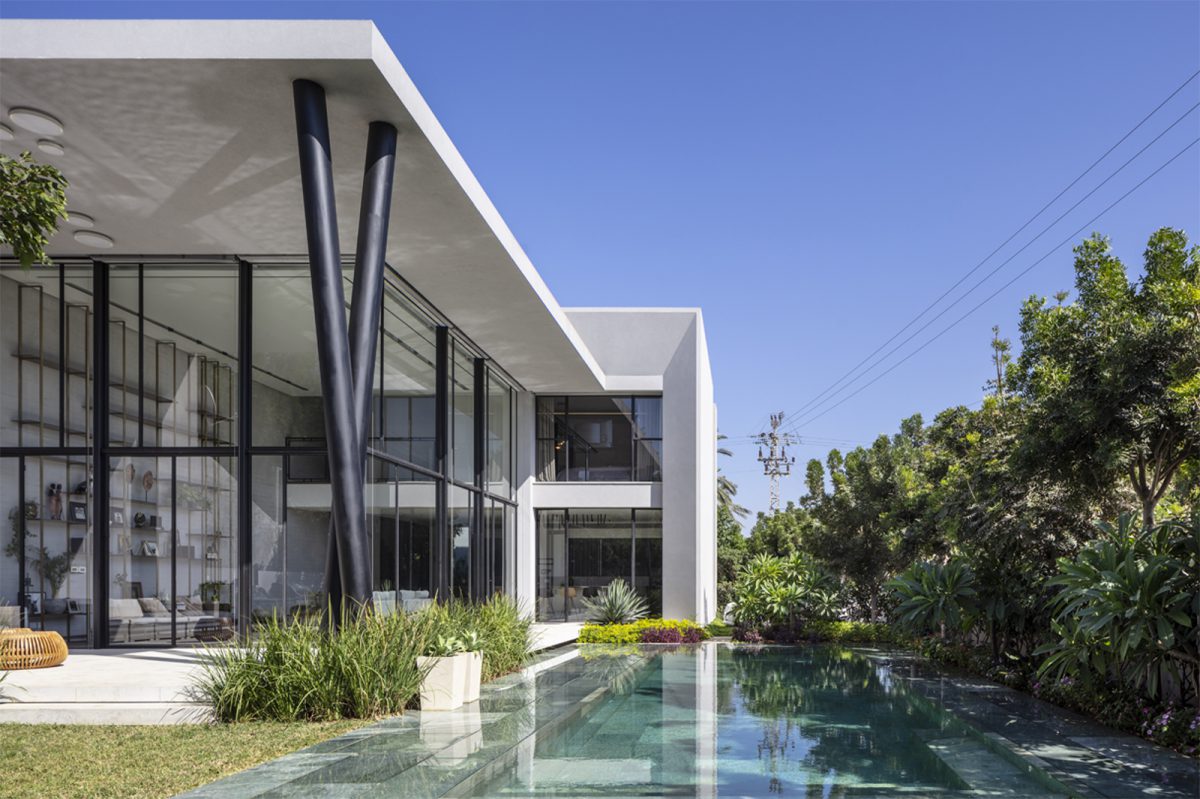 SG HOUSE